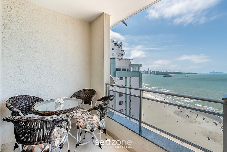 Acogedor apartamento con balcón vista al mar CET1702