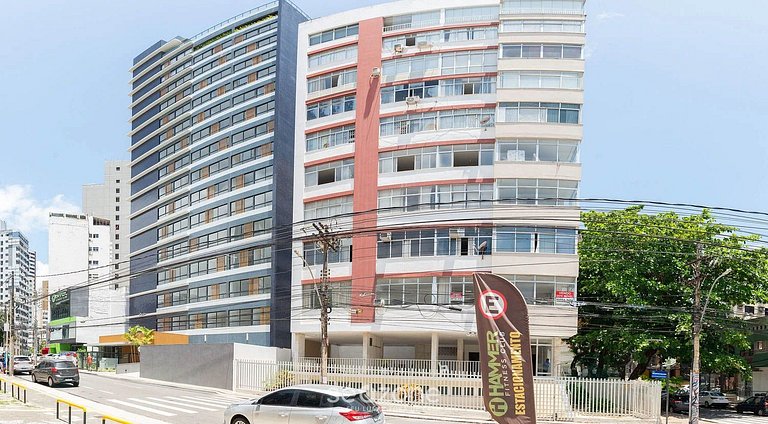 Apartamento a 400m da Praia da Barra BLB1306