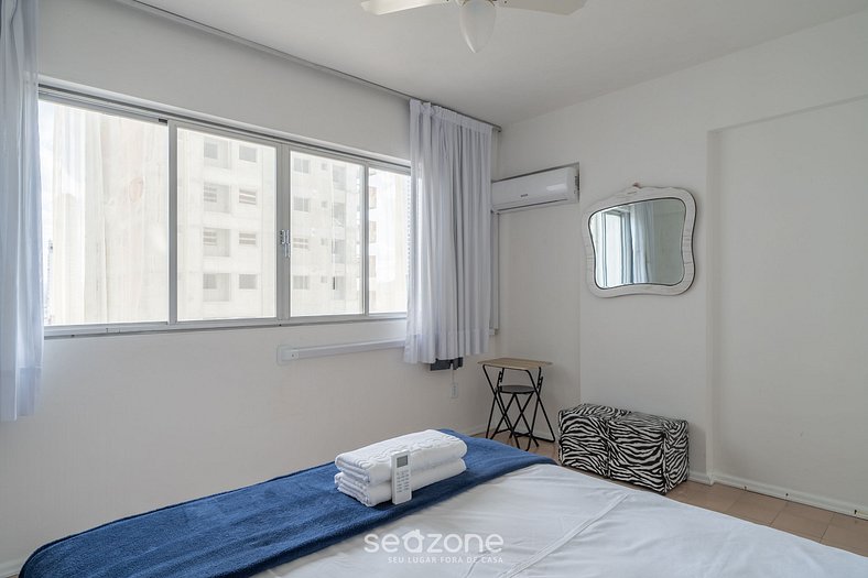 Apartamento con piscina frente al mar IPT0171