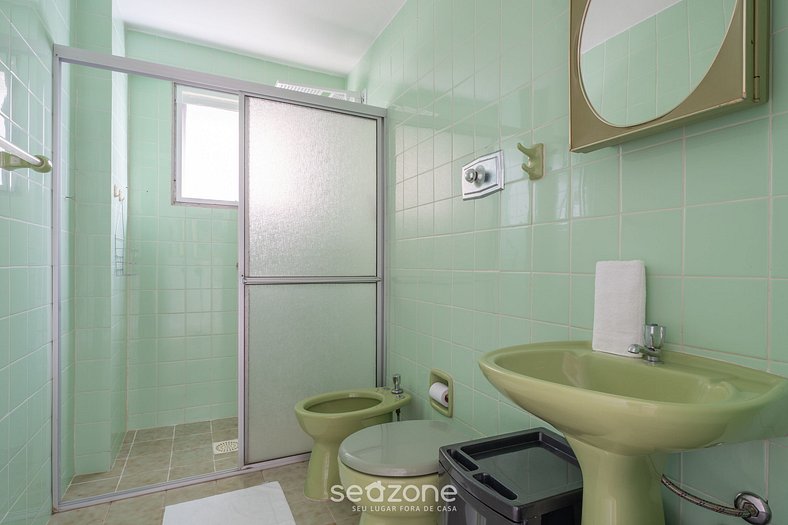 Apartamento con piscina frente al mar IPT0171