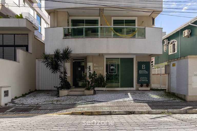 Apartamentos próximo a Praia de Bombas - ARZ