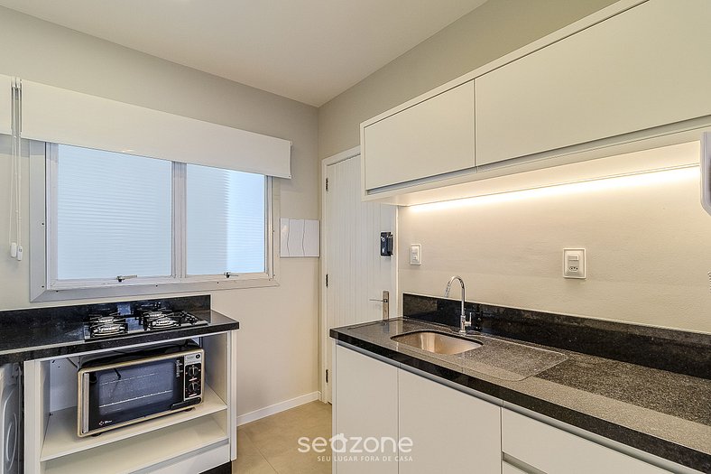 Apt 70m da Praia em B. Camboriú POL406