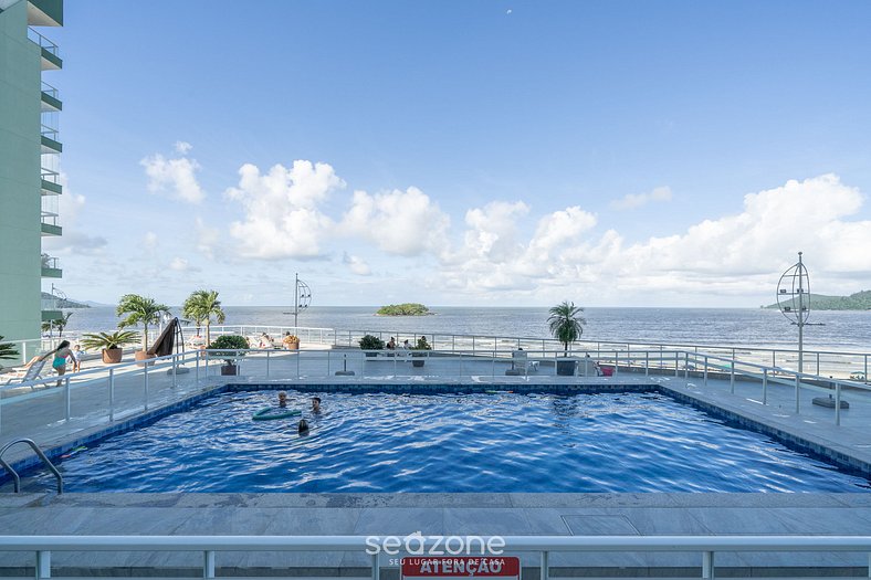 Apto com piscina em frente ao mar IPT0171