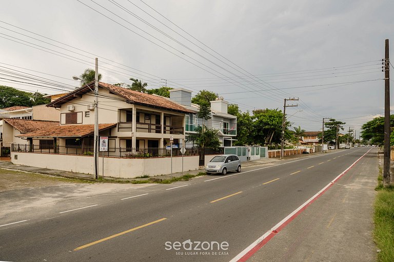 Casa a 100m de la playa en Barra Velha AIA2200