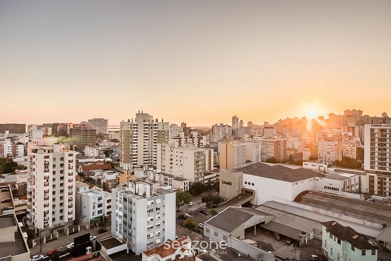 Estúdio em Prédio com Piscina em Porto Alegre - JRE