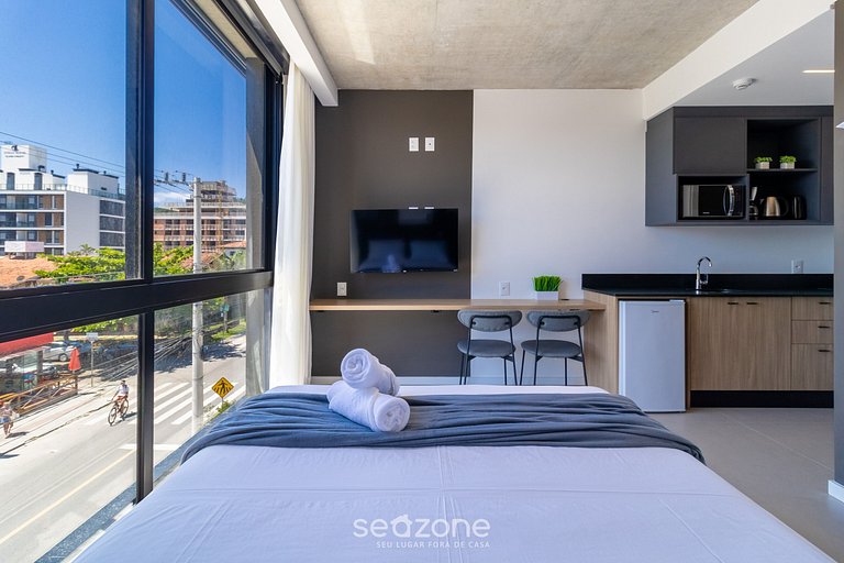 Hermoso estudio 260 m de la playa - Jurerê SOT0203