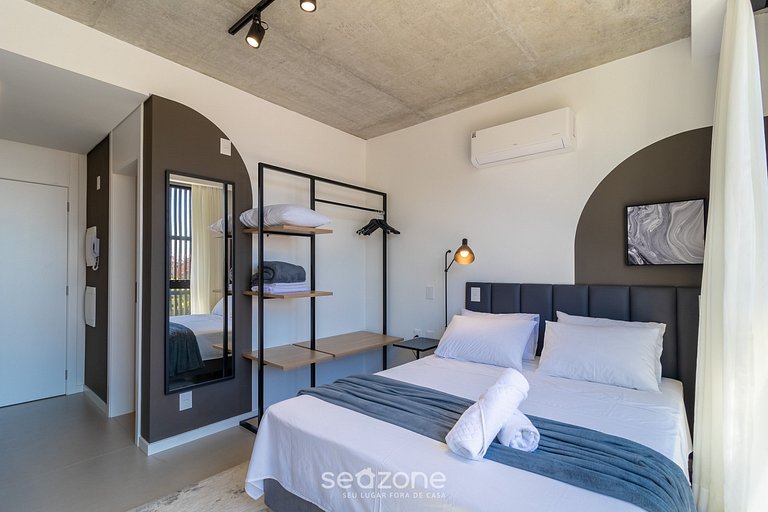 Hermoso estudio 260 m de la playa - Jurerê SOT0203