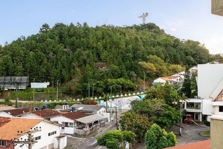 Lindo apto em Balneário Camboriú JDA402