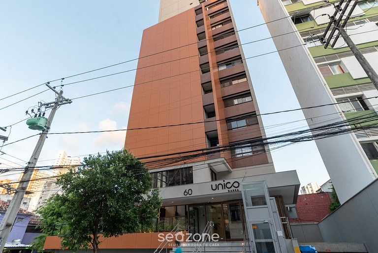 Unidades em Prédio c/ Piscina na Barra-SSA - EUB